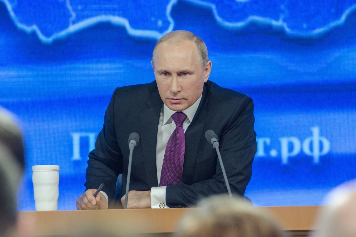 Putin: riscul de război nuclear crește, dar Rusia nu va fi prima care va folosi arma atomică