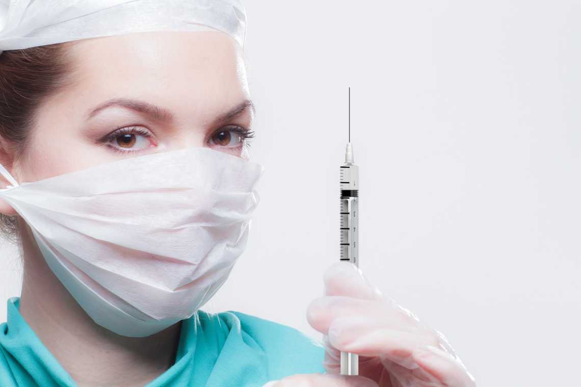 INCREDIBIL: PFIZER dezvăluie că vaccinurile pentru gravide au fost aprobate FĂRĂ TESTARE!