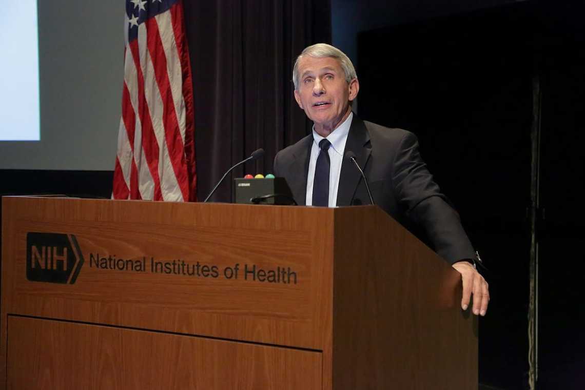 BOOM: Anthony Fauci devine consultant al hub-ului biotehnologic din Siena, Italia!