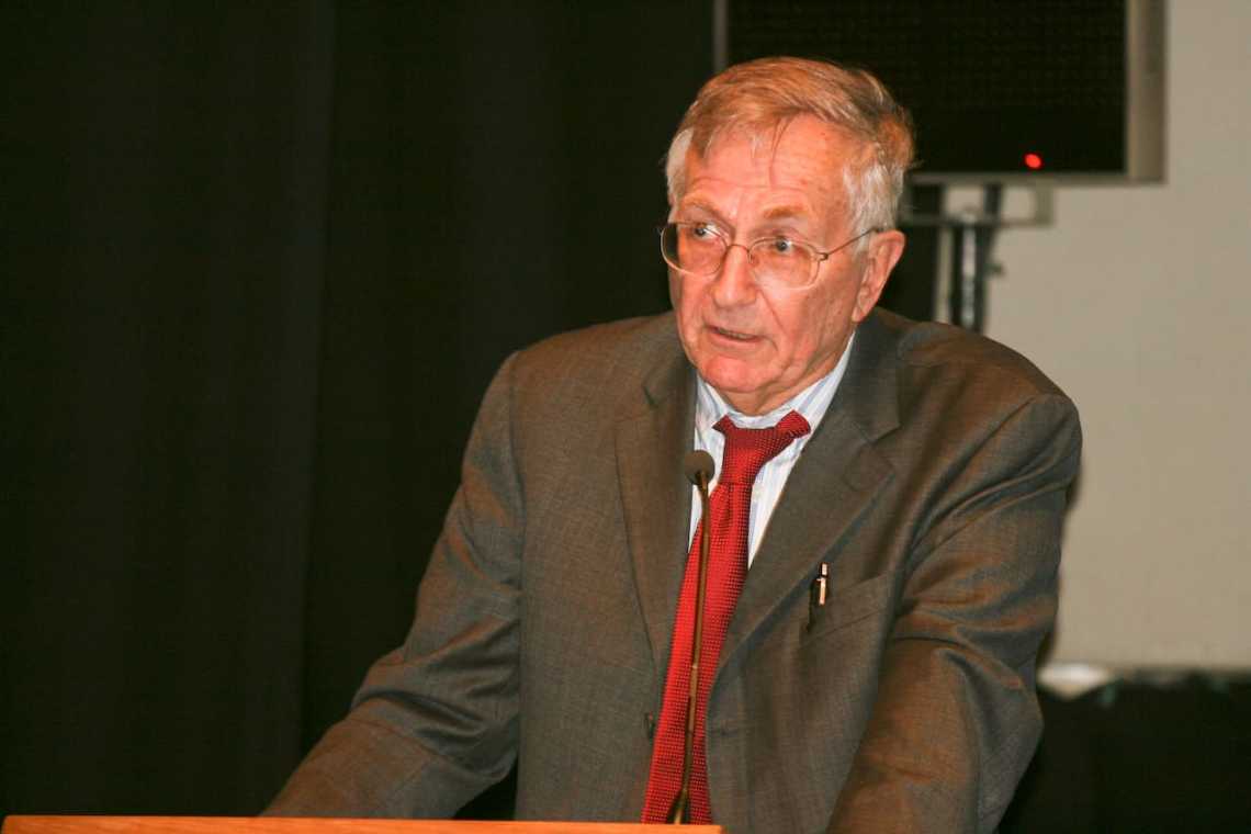 Seymour Hersh: Ucraina va avea nevoie de 117 ani pentru a-și recâștiga teritoriul