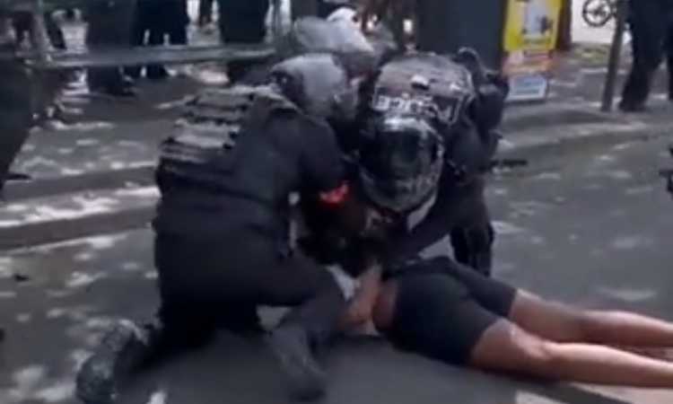 paris-proteste_medium Știri Externe