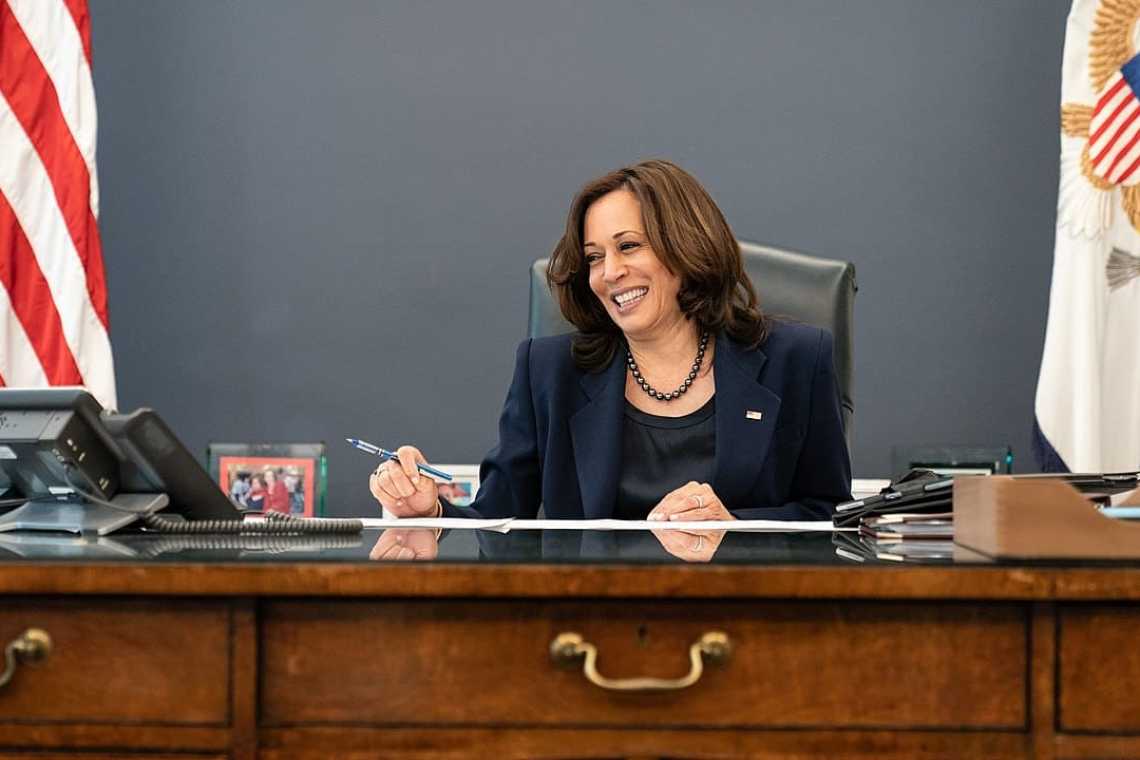 kamala-harris_large Știri Externe